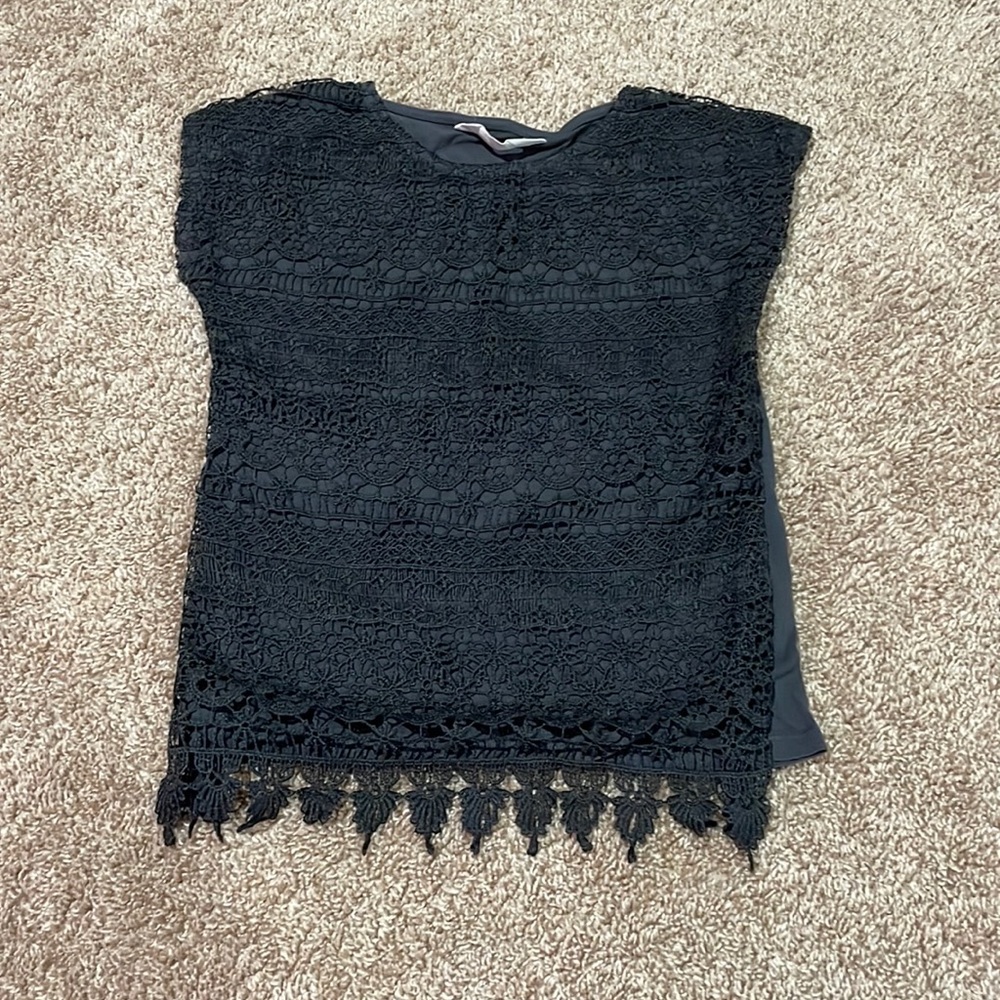 navy blue tshirt